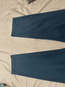 Stylish Blue Cropped Pants