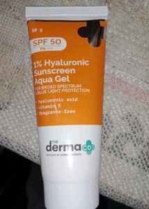 Tha Darmaco 1% Hyaluronic Sunscreen Aqua Gel
