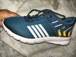 Men&#39;s Shoe