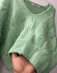 Cute sea Green V-Neck Sweater