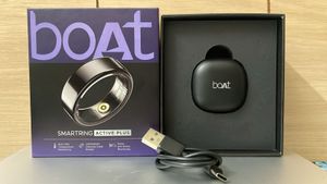 boAt Smart Ring- New