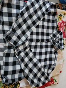 Women Chakred Crop Full Sleeve Shirt