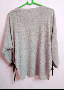 Assorted Women&#39;s Tops - Variety of Styles &amp; Colors
