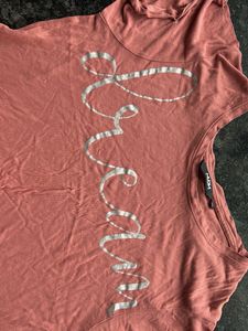 Graphic Print Distressed Tee
