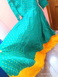 New Unused Xl Full Flared Ethnic Gown