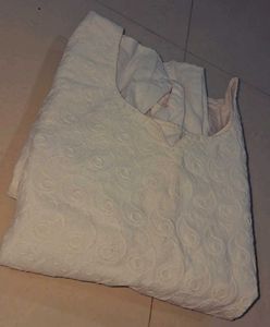 Elegant White Embroidered Kurta