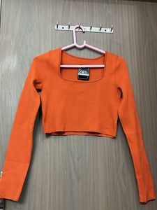 Zara Orange Crop woollen top for S&amp;M size