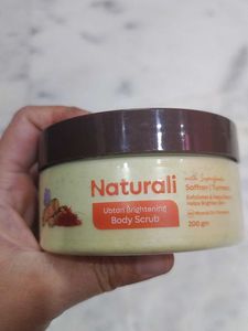 Naturali Ubtan Brightening Body Scrub