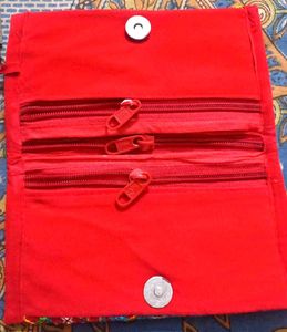 Handcrafted Embroidered Purse – Vibrant Tradition