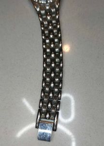 Elegant Ladies&#39; Watch – Great Condition