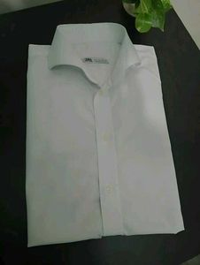 ZARA White 🤍✨🐻‍❄️ Shirt Original❤️