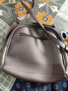 Metallic Dome Crossbody Bag✨✨