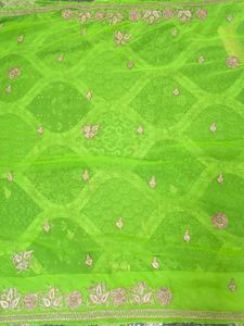 vintage white samla Green Embroidered Saree