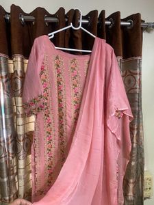 Pakistani Kurtas....💞