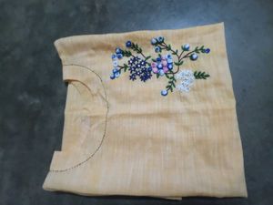 Floral Embroidered Kurta (Size-XXL)