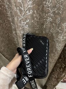 A cool box side bag