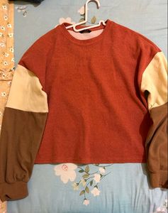 Sweatshirt