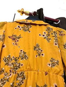 🌼 Floral Mustard Midi Dress 🌼