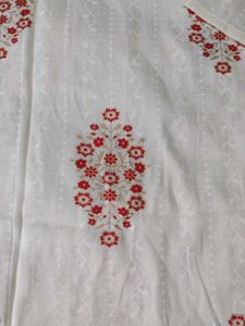 Elegant Embroidered Kurti