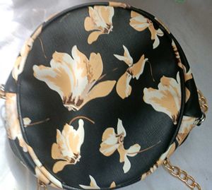 Floral Black Round Bag