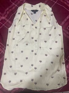 Zink V Neck Top
