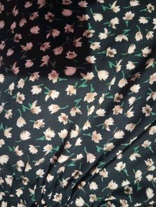 BLACK-GREEN FLORAL TOP