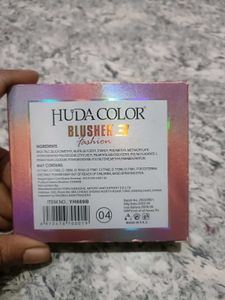 Beautiful Pink Shade Triangle Bluser+Highlighter