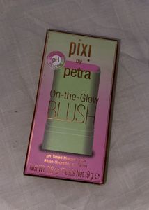 PIXI ON THE GLOW PH BLUSH