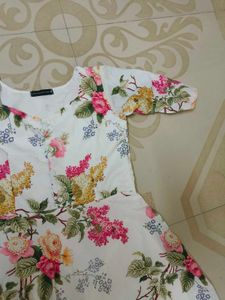 Selling this beautiful dress! Worn only once
