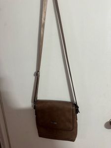 Classic Brown Messenger Bag
