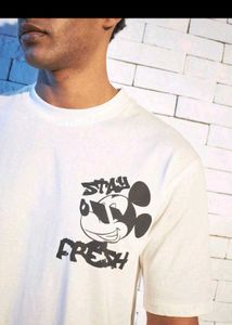 DISNEY Mickey Mouse T-shirt