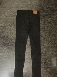 Black Jeans