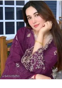 Heavy Embroidery Women&#39;s Kurta