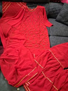 Red Embroidered Kurta Set 42 xl size
