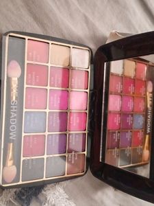 M&amp;M   18 Colors Eyeshadow