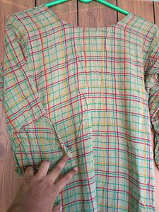 Women Kurta With Bell Sleeves