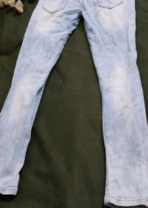 Women Skinny Fit Ribbed Jeans Size 28