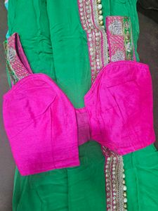 Elegant Green &amp; Pink Saree Border with blouse