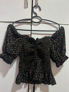 Pinteresty Black Top With Floral Print