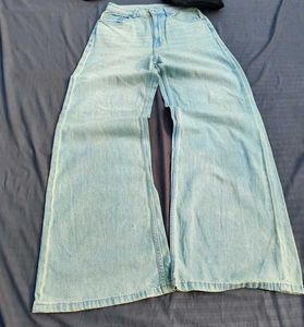 Light Wash Wide Leg Jeans