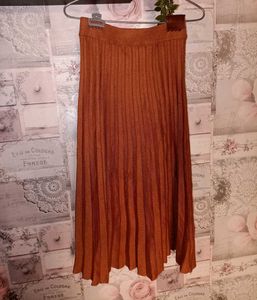 Rust Pleated Midi Skirt