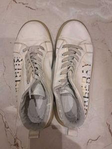 Combo of Louis Vuitton Air Force 1 + Burberry