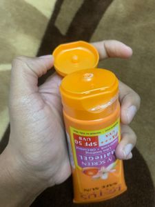 Lotus Herbal Sunscreen