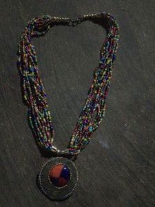 Chain neckles