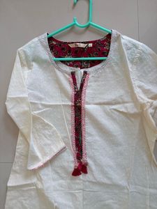 Elegant Embroidered Kurta