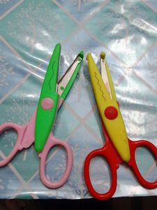 Design cutting paper scissor