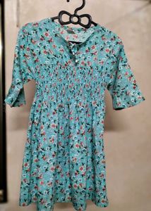 Pretty 🤩 Dress With Flower Pattern
