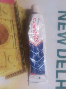 Candid Multi Skin Benefits Cream