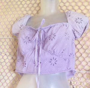 🎁Buy 2 Get 1 Free🎁Floral Lace Crop Top