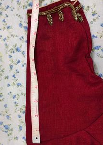 Maroon Saree With Blouse (2 Items)